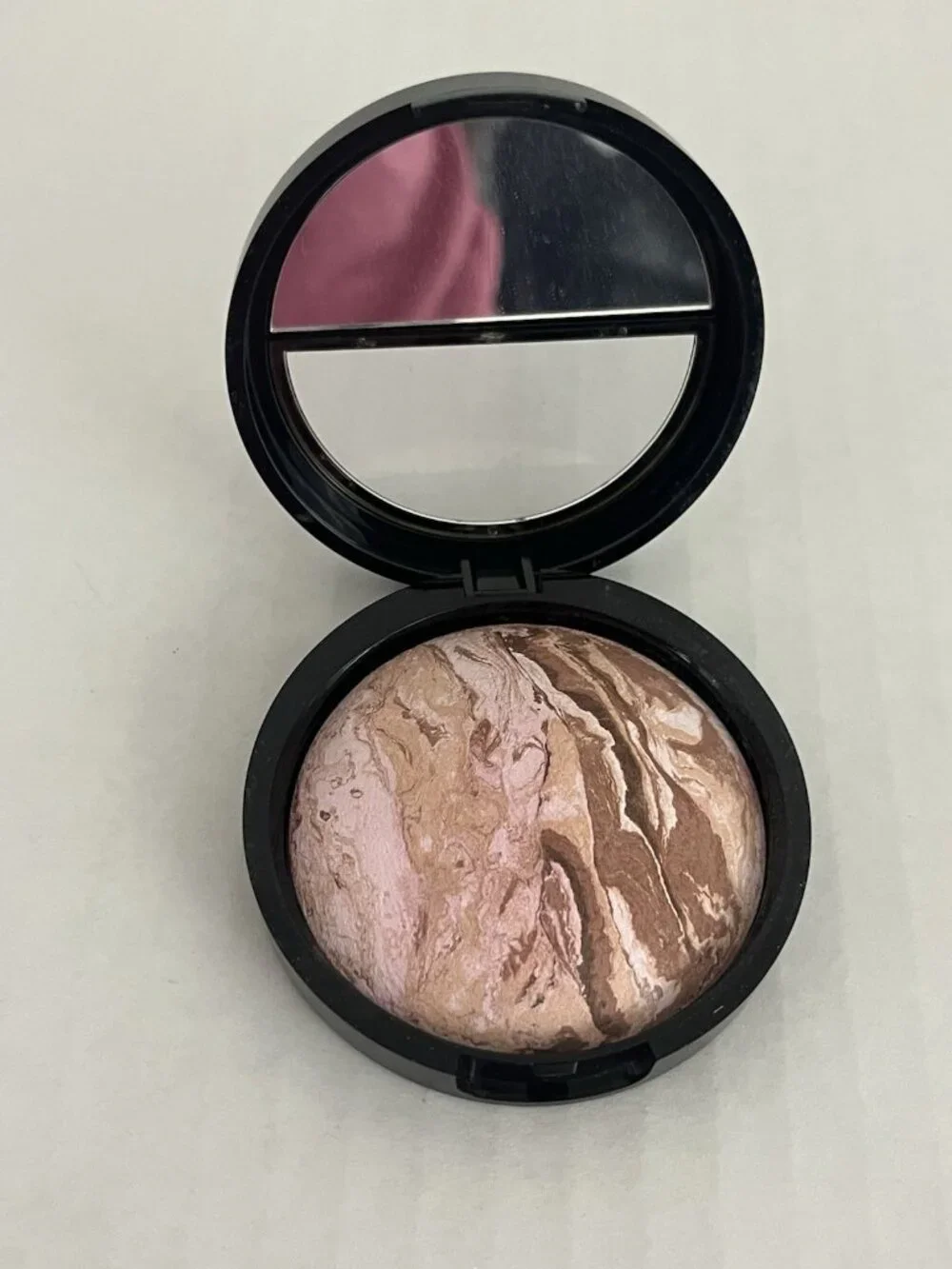 Laura Geller Baked Bronze N Brighten Medium Net Wt. 0.32 oz